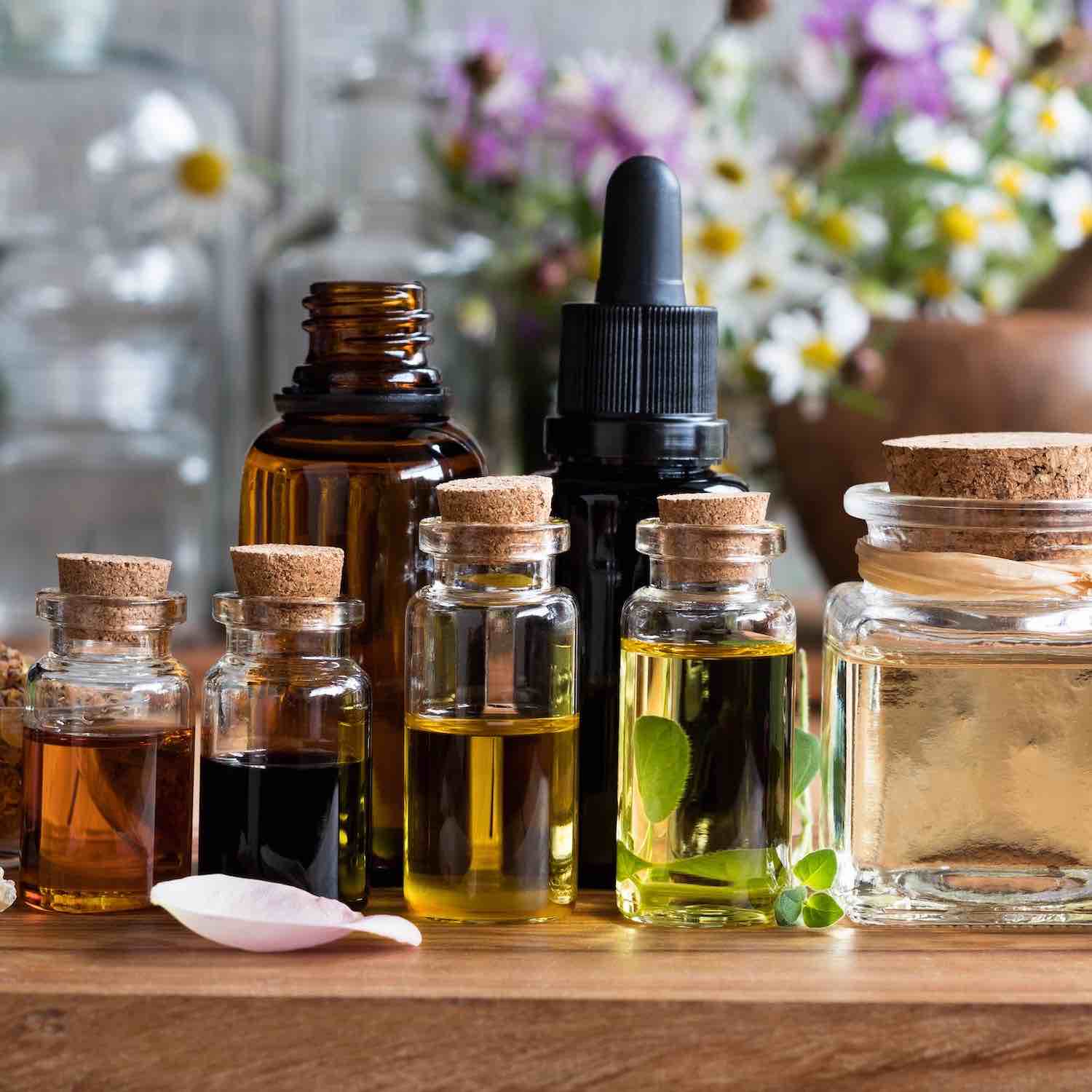 Aromathérapie 3 Huiles essentielles, Pharmacie Pradoux, Latillé, Vouillé
